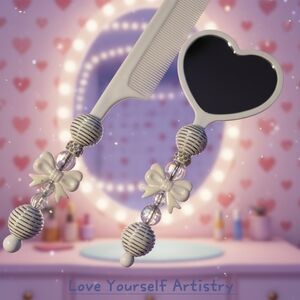 Love Yourself Artistry Heart Mirror and Comb Set - White
